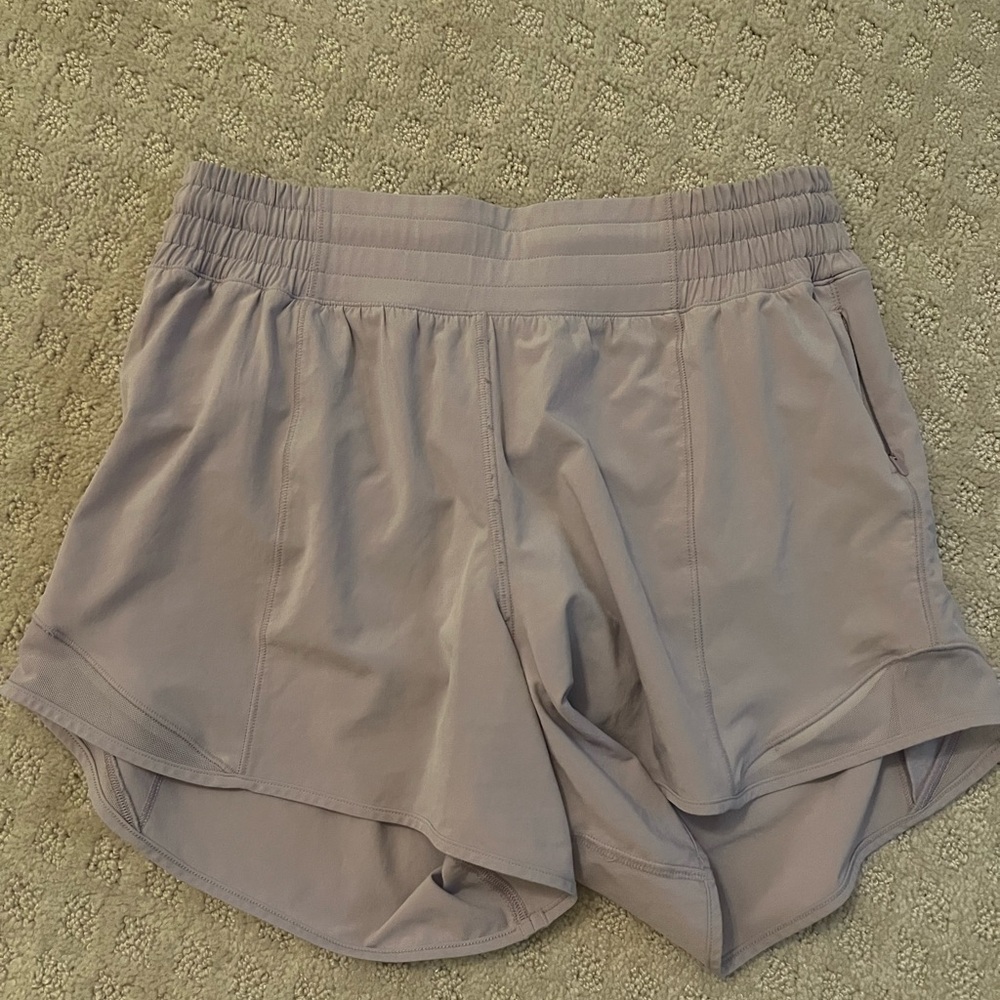 Lululemon High Rise Hotty Hot 4” short